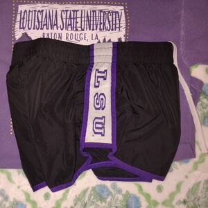 LSU - Louisiana State University Outfit